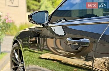 Седан Audi S8 2024 в Львове