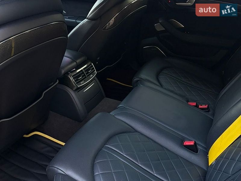 Седан Audi S8 2014 в Києві фото 8 Седан Audi S8 2014 в Києві