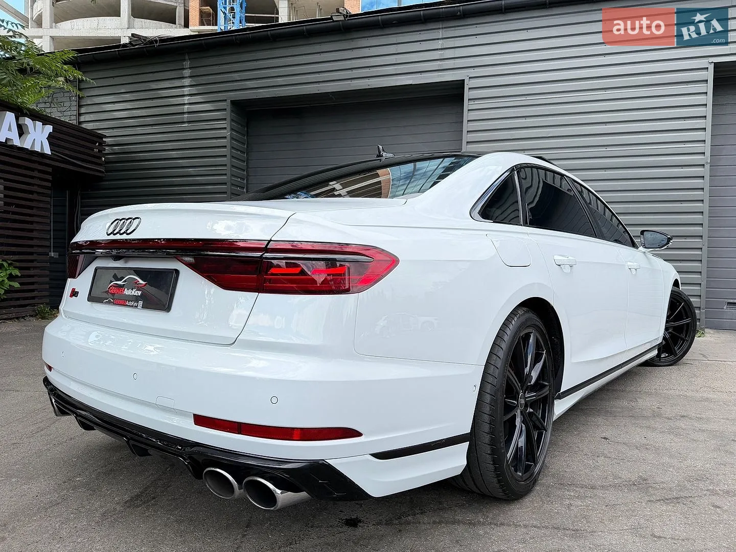 2023 Audi S8 - мініатюра 10