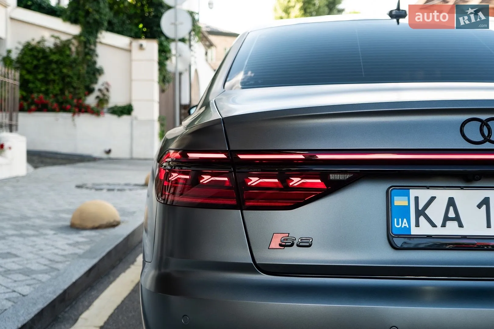 2023 Audi S8 - мініатюра 21