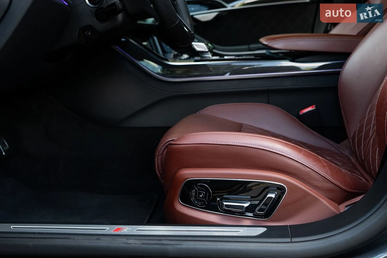 2023 Audi S8 - мініатюра 42