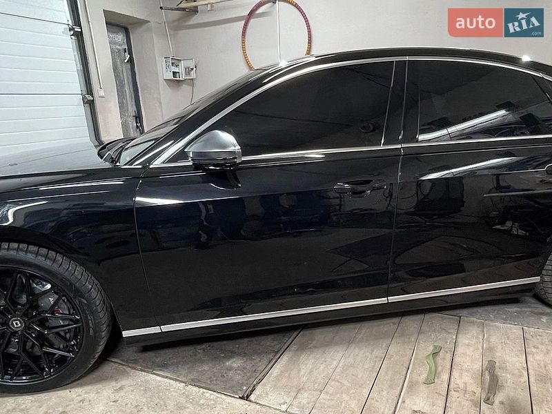 Седан Audi S8 2023 в Тернополе фото 5 Седан Audi S8 2023 в Тернополе