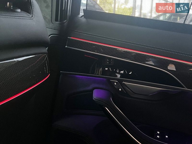 Седан Audi S8 2026 в Дніпрі