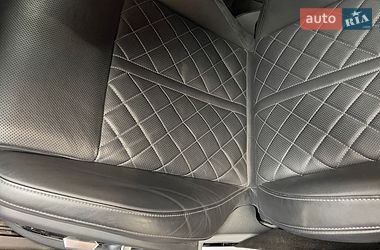 Седан Audi S8 2023 в Тернополе фото 35 Седан Audi S8 2023 в Тернополе