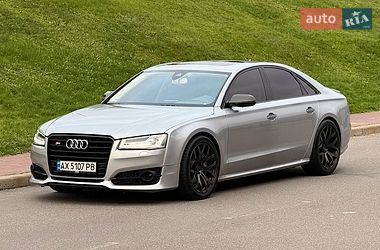 Седан Audi S8 2015 в Киеве