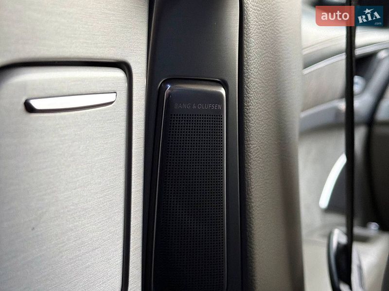 Седан Audi S8 2015 в Києві