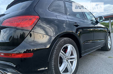 Внедорожник / Кроссовер Audi SQ5 2016 в 