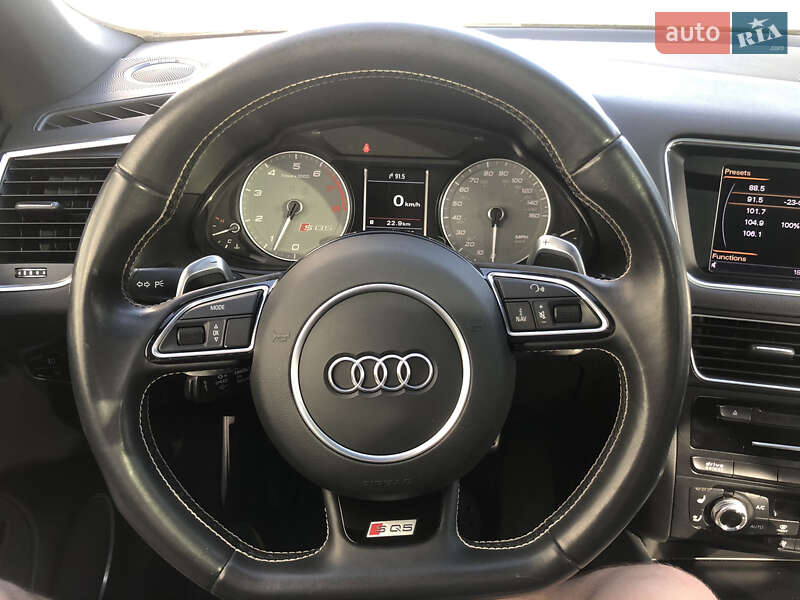 Внедорожник / Кроссовер Audi SQ5 2014 в Умани