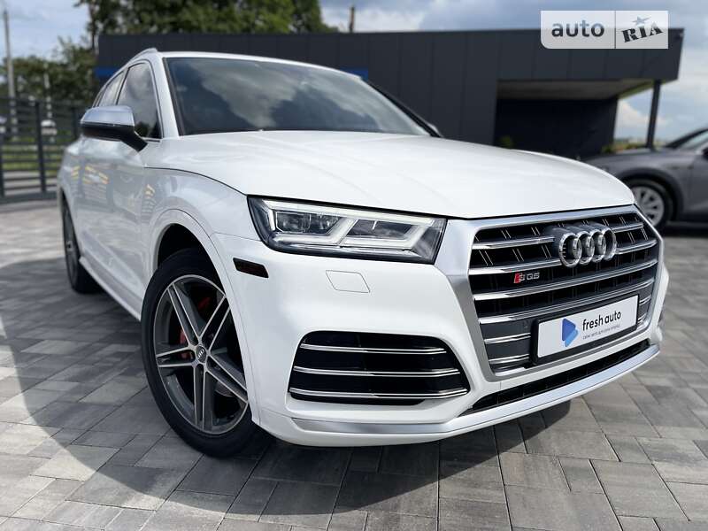 Внедорожник / Кроссовер Audi SQ5 2019 в Ровно