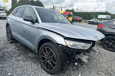 Внедорожник / Кроссовер Audi SQ5 2022 в 