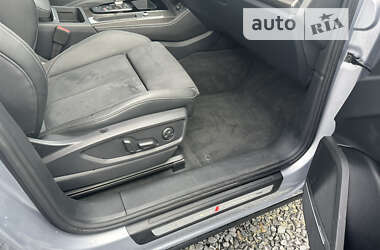 Внедорожник / Кроссовер Audi SQ5 2022 в 