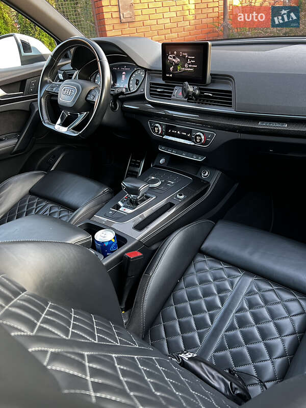 Внедорожник / Кроссовер Audi SQ5 2017 в Львове