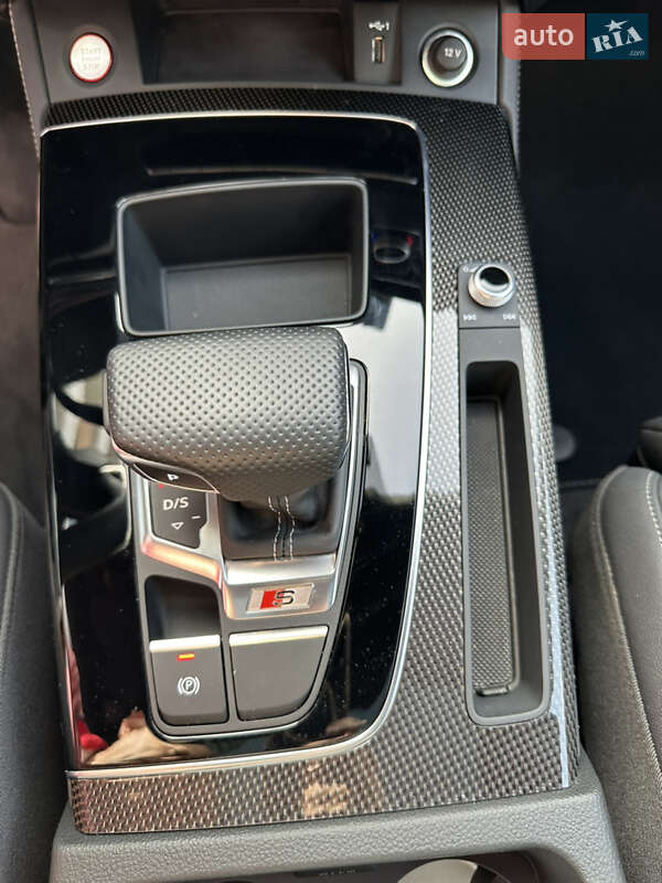 Внедорожник / Кроссовер Audi SQ5 2022 в Одессе