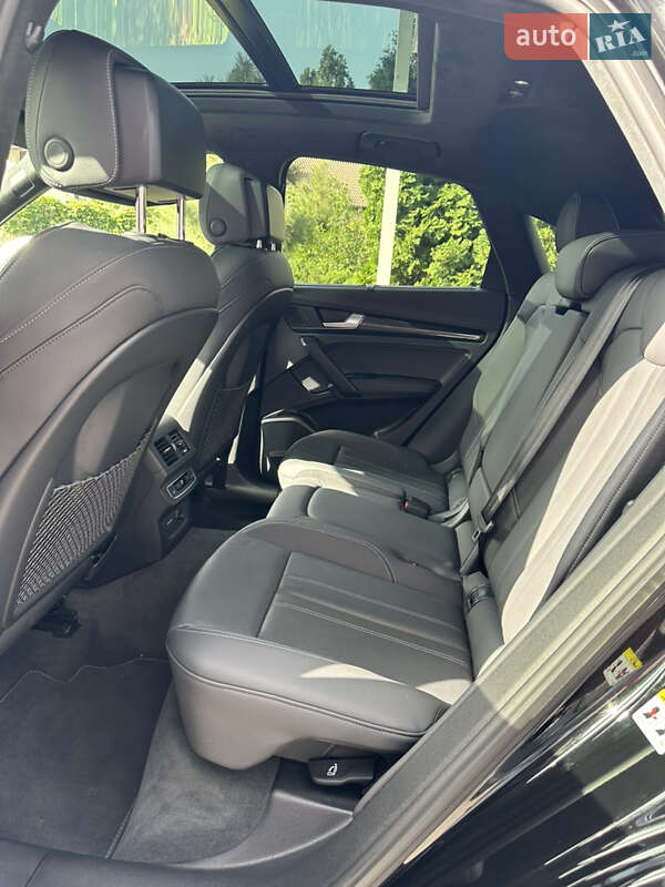 Внедорожник / Кроссовер Audi SQ5 2022 в Одессе