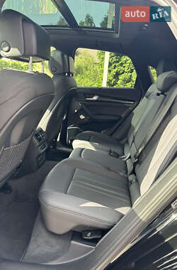 Внедорожник / Кроссовер Audi SQ5 2022 в 