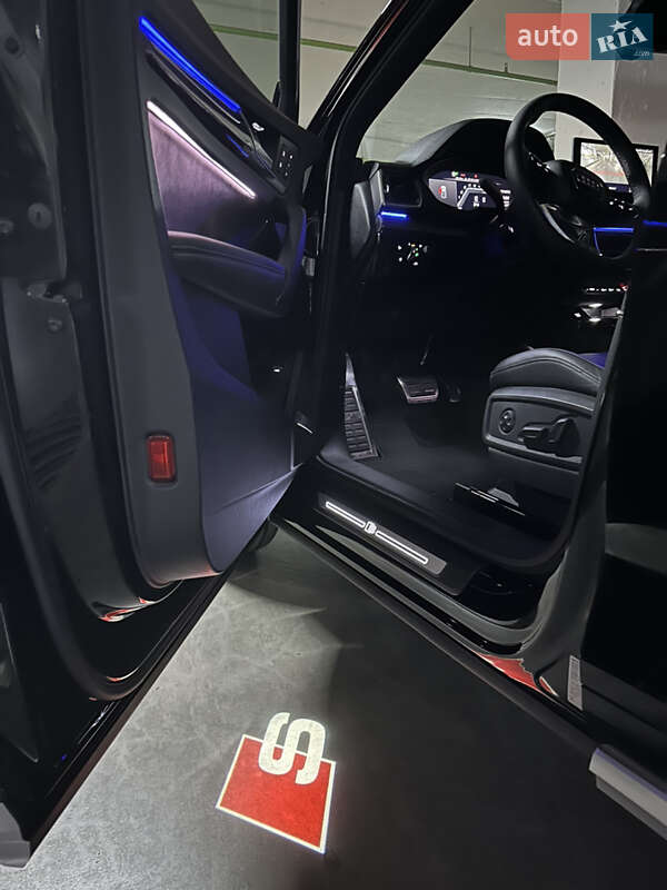Внедорожник / Кроссовер Audi SQ5 2022 в Одессе