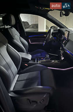 Внедорожник / Кроссовер Audi SQ5 2022 в 