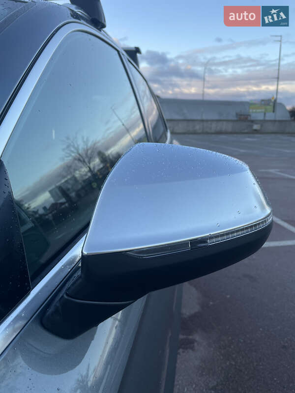 Внедорожник / Кроссовер Audi SQ5 2018 в Киеве фото 11 Внедорожник / Кроссовер Audi SQ5 2018 в Киеве