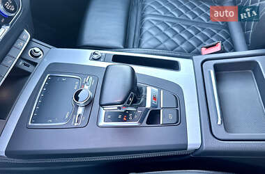Позашляховик / Кросовер Audi SQ5 2018 в Києві