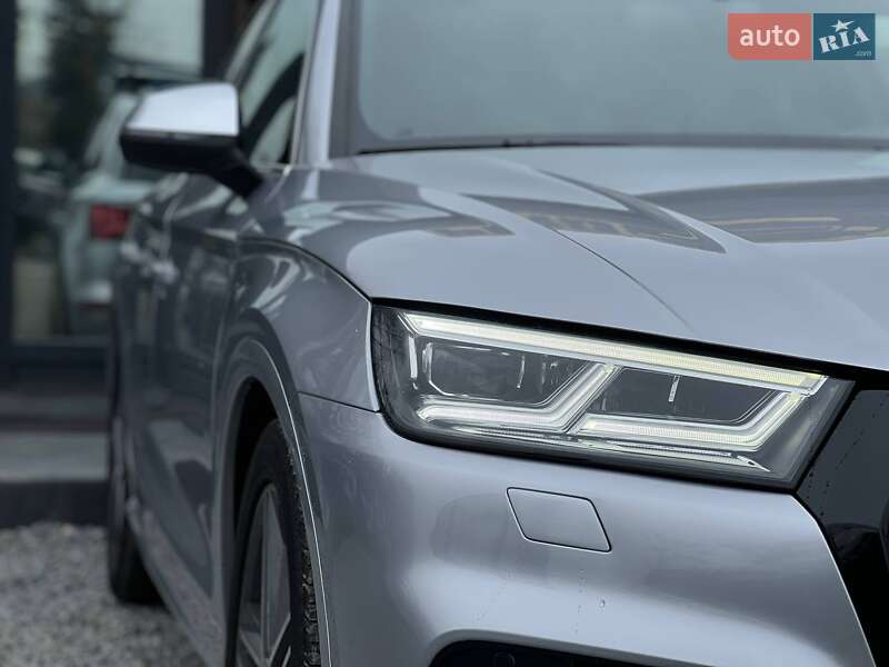 Позашляховик / Кросовер Audi SQ5 2017 в Львові