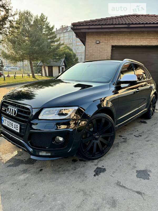 Audi SQ5 2015