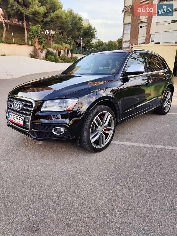 Внедорожник / Кроссовер Audi SQ5 2015 в Киеве