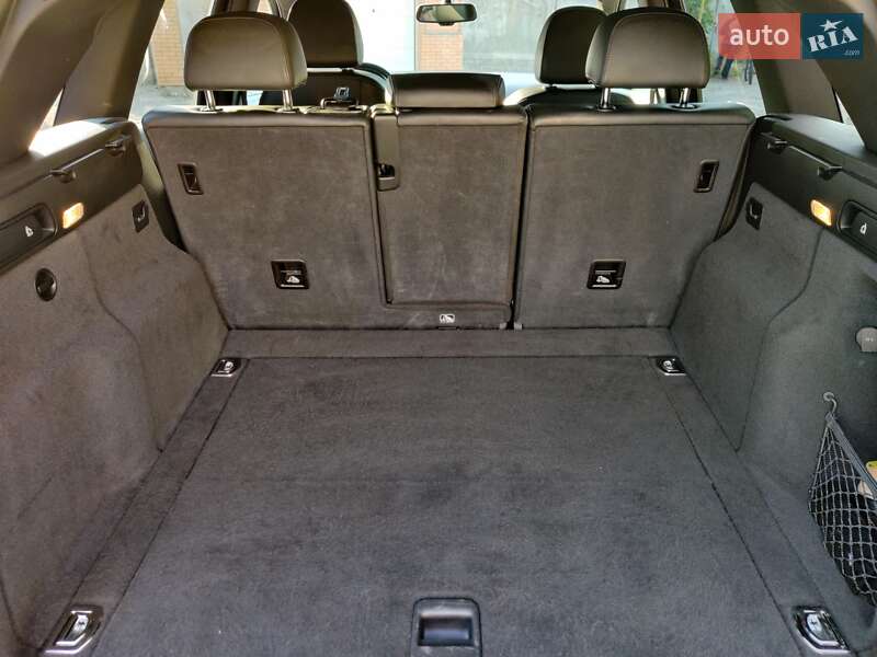 Позашляховик / Кросовер Audi SQ5 2015 в Києві