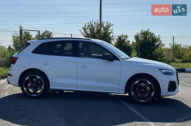 Внедорожник / Кроссовер Audi SQ5 2019 в 