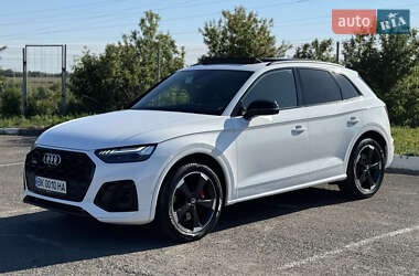 Внедорожник / Кроссовер Audi SQ5 2019 в 