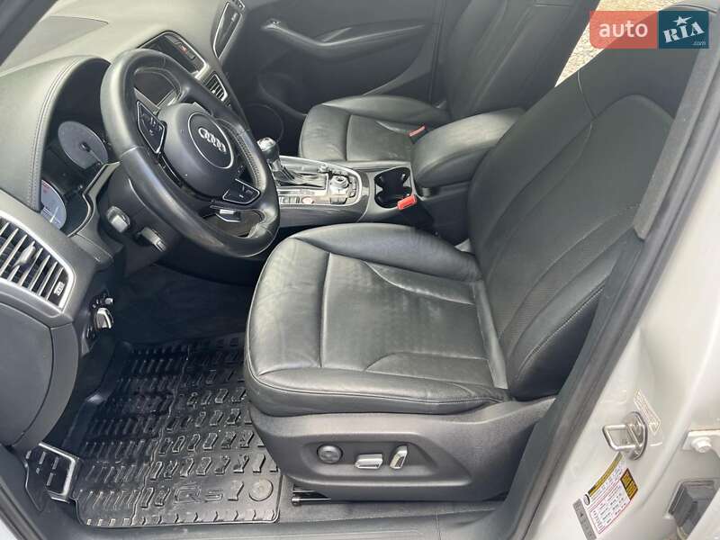 Внедорожник / Кроссовер Audi SQ5 2016 в Тернополе