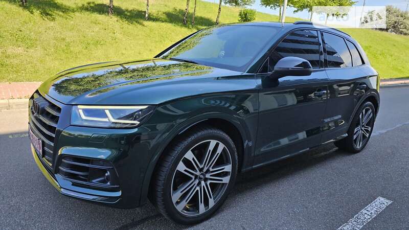 Позашляховик / Кросовер Audi SQ5 2020 в Києві