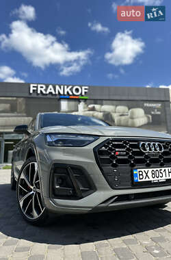 Внедорожник / Кроссовер Audi SQ5 2021 в 