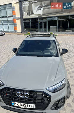 Внедорожник / Кроссовер Audi SQ5 2021 в 