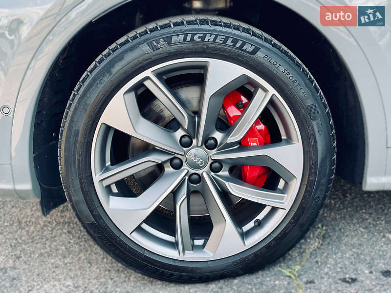 Позашляховик / Кросовер Audi SQ5 2019 в Одесі