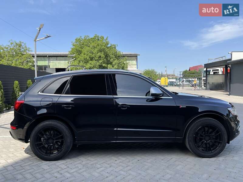 Внедорожник / Кроссовер Audi SQ5 2014 в Ивано-Франковске