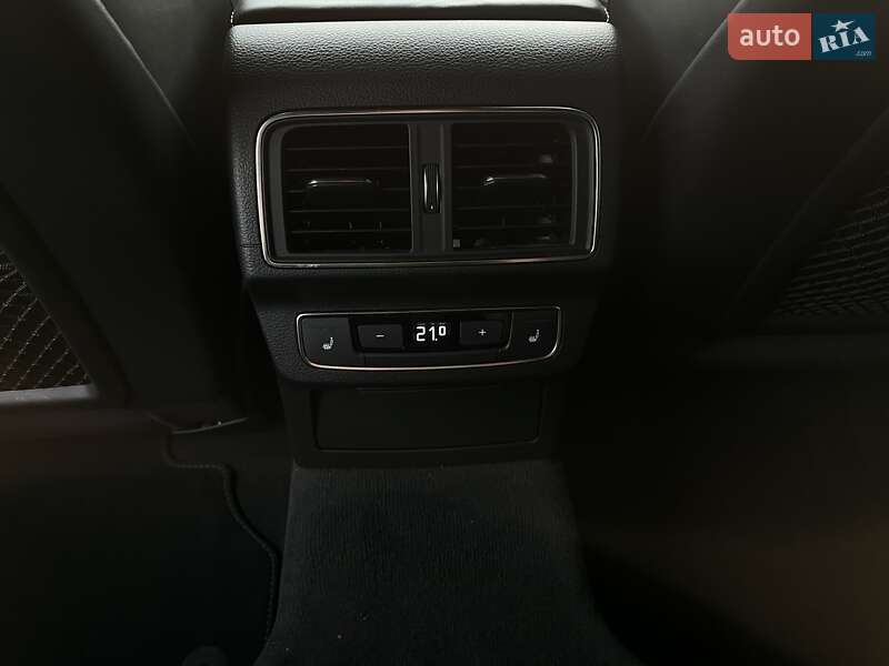 Внедорожник / Кроссовер Audi SQ5 2017 в Киеве фото 58 Внедорожник / Кроссовер Audi SQ5 2017 в Киеве