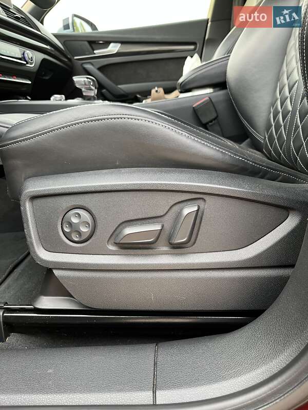 Внедорожник / Кроссовер Audi SQ5 2017 в Киеве фото 31 Внедорожник / Кроссовер Audi SQ5 2017 в Киеве