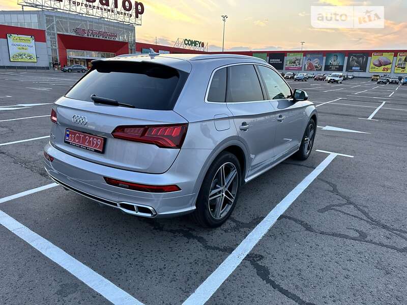 Внедорожник / Кроссовер Audi SQ5 2019 в Ровно