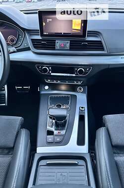 Позашляховик / Кросовер Audi SQ5 2019 в Рівному