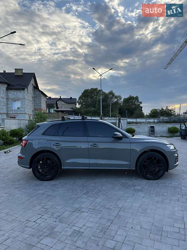 Внедорожник / Кроссовер Audi SQ5 2019 в Львове