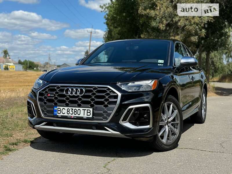Внедорожник / Кроссовер Audi SQ5 2021 в 