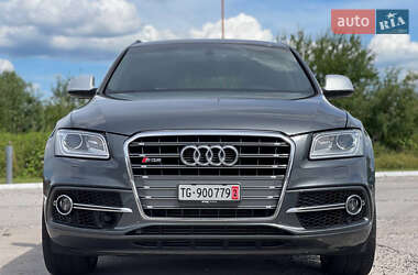 Внедорожник / Кроссовер Audi SQ5 2016 в 