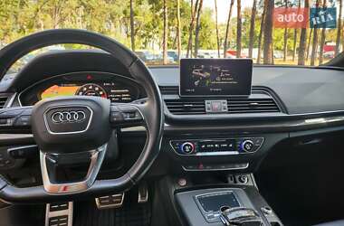 Внедорожник / Кроссовер Audi SQ5 2018 в 
