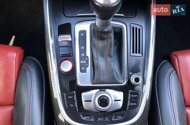 Внедорожник / Кроссовер Audi SQ5 2015 в 