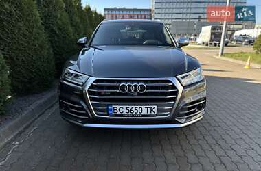 Внедорожник / Кроссовер Audi SQ5 2018 в 