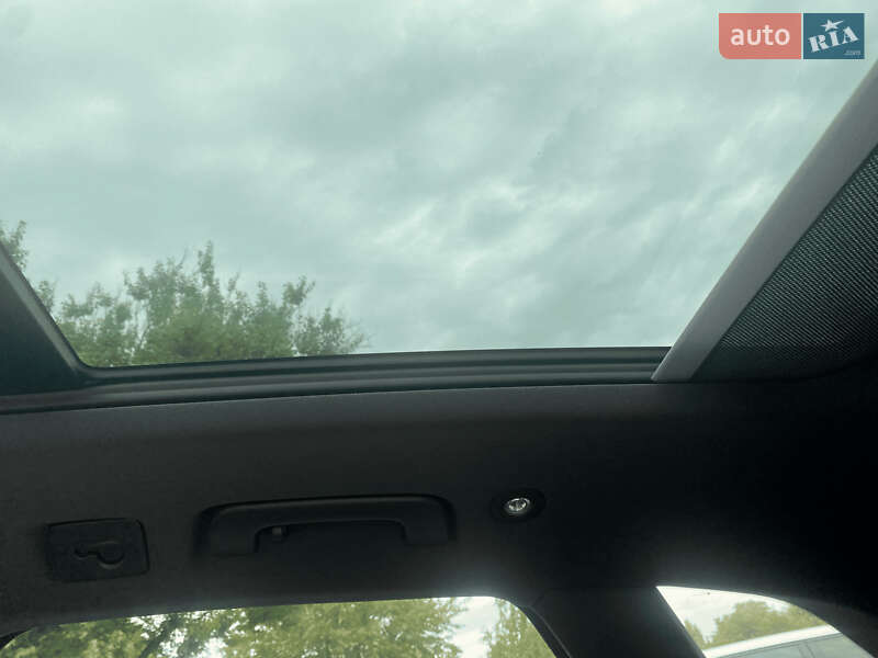 Внедорожник / Кроссовер Audi SQ5 2019 в Киеве