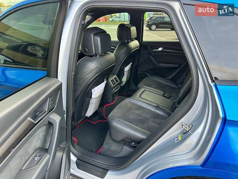 Внедорожник / Кроссовер Audi SQ5 2018 в Ровно