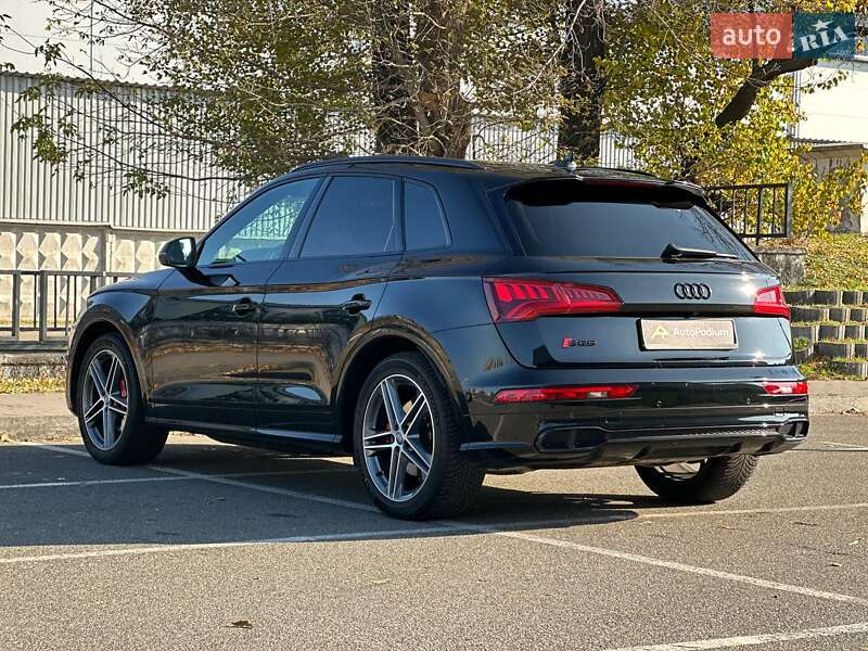 Внедорожник / Кроссовер Audi SQ5 2019 в Киеве