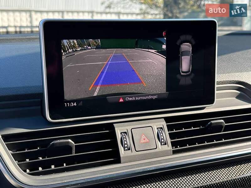 Внедорожник / Кроссовер Audi SQ5 2019 в Киеве