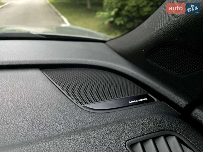 Внедорожник / Кроссовер Audi SQ5 2022 в Ровно